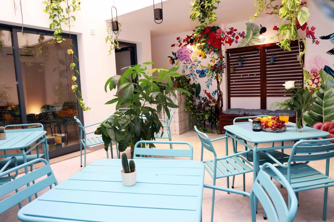Le Jardin Secret De Faro Guesthouse Exterior foto